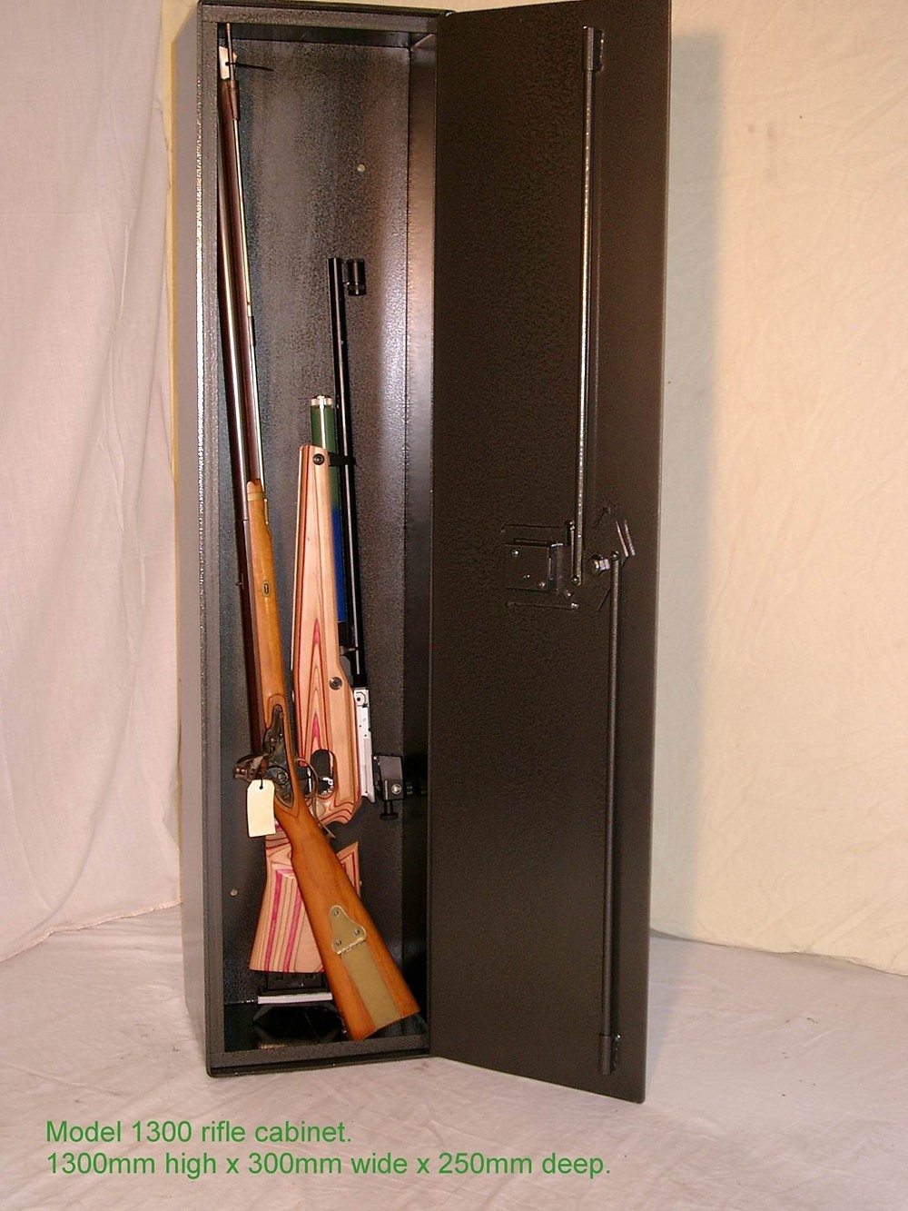GUN SAFES